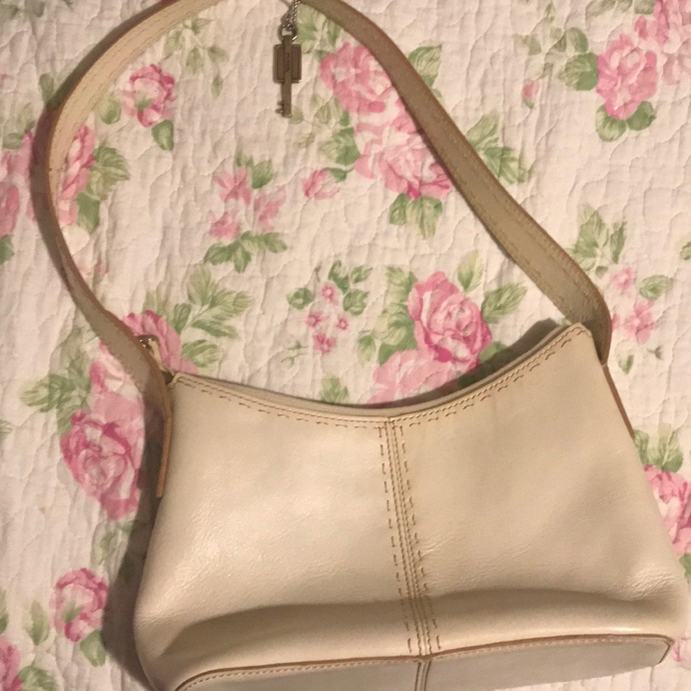 Fossil cream colored shoulder bag